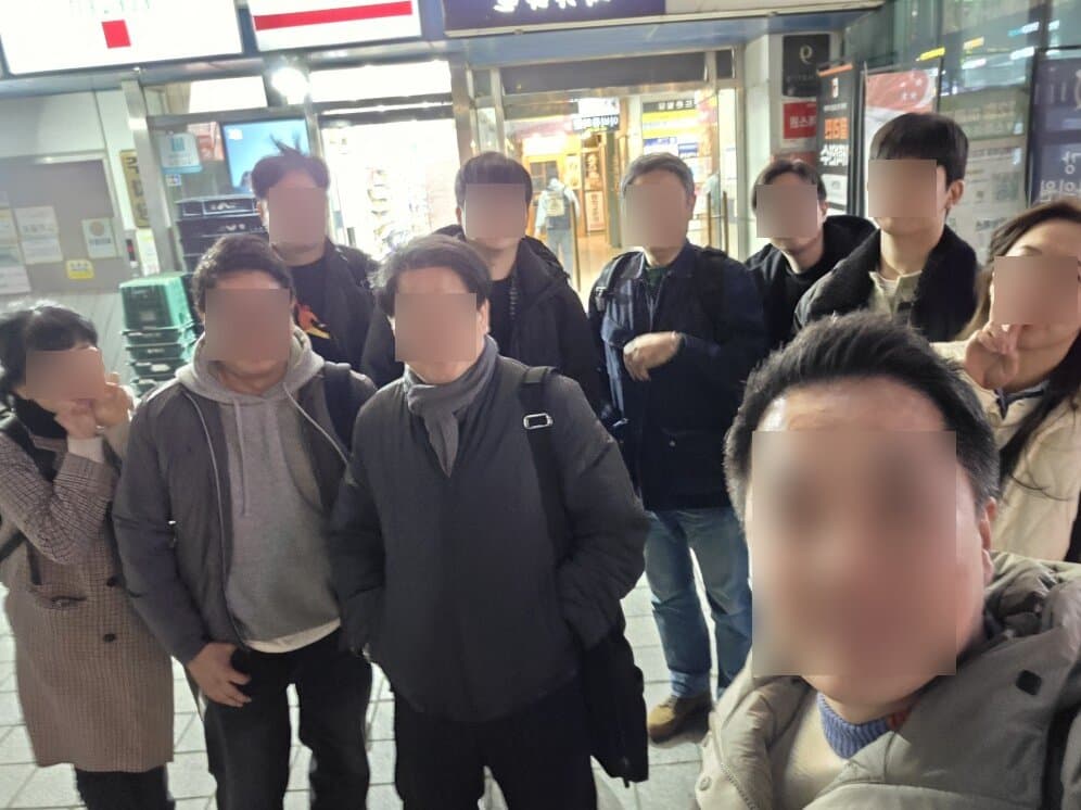 용팀장 스터디 단체 사진 — 강의가 끝난 후 같이 가는 사람들
